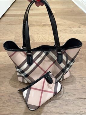Burberry Supernova Tote